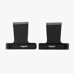 Vilgain Grips cimdi, uzvilkti uz vīrieša rokām, kas turas pie stieņa