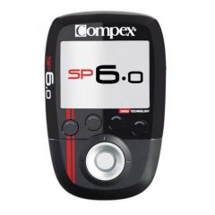 Compex Wireless SP6.0 muskuļu stimulācijas ierīces tuvplāns uz balta fona, ar bezvadu tehnoloģiju spēka palielināšanai, atjaunošanai un rehabilitācijai.